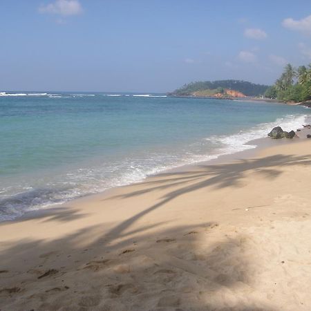 Sunray Rest - Beach View Homestay Mirissa Εξωτερικό φωτογραφία