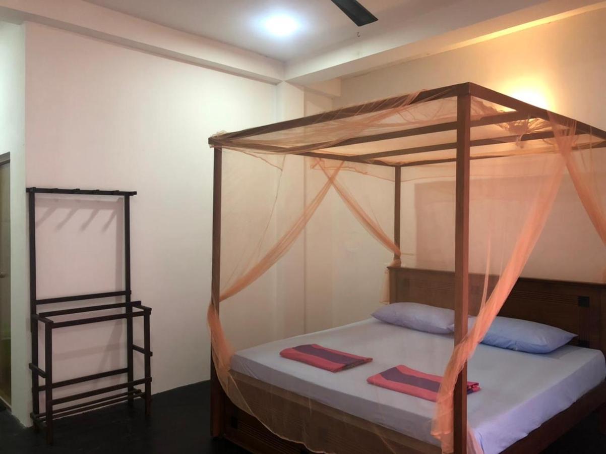 Sunray Rest - Beach View Homestay Mirissa Εξωτερικό φωτογραφία
