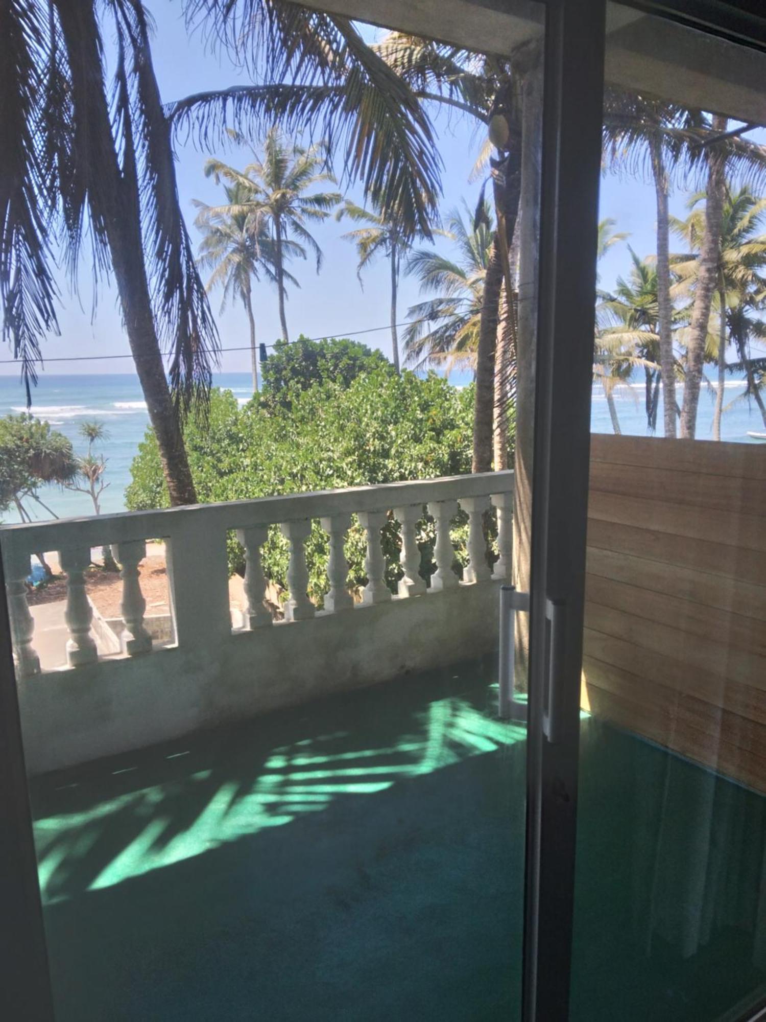 Sunray Rest - Beach View Homestay Mirissa Εξωτερικό φωτογραφία
