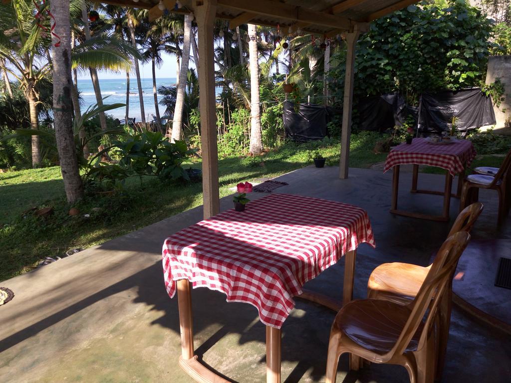 Sunray Rest - Beach View Homestay Mirissa Εξωτερικό φωτογραφία