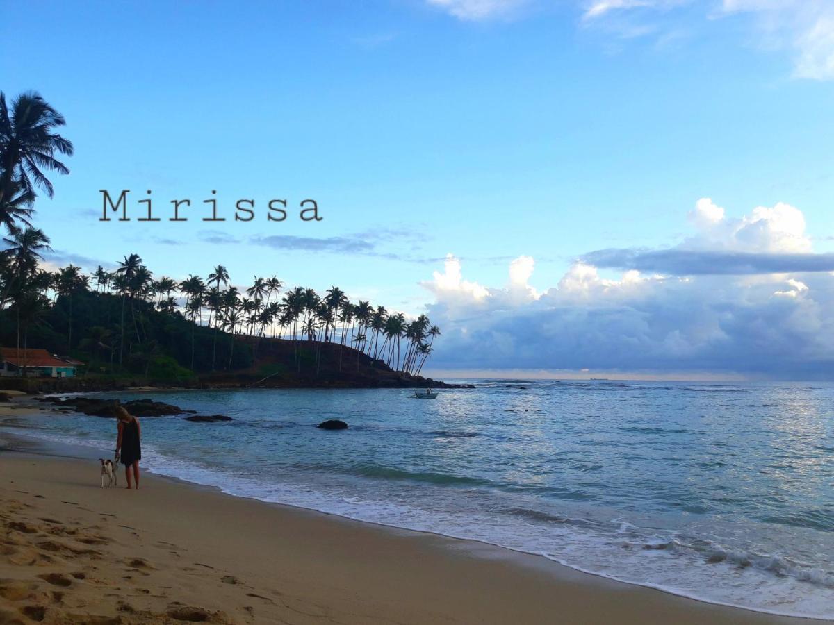 Sunray Rest - Beach View Homestay Mirissa Εξωτερικό φωτογραφία